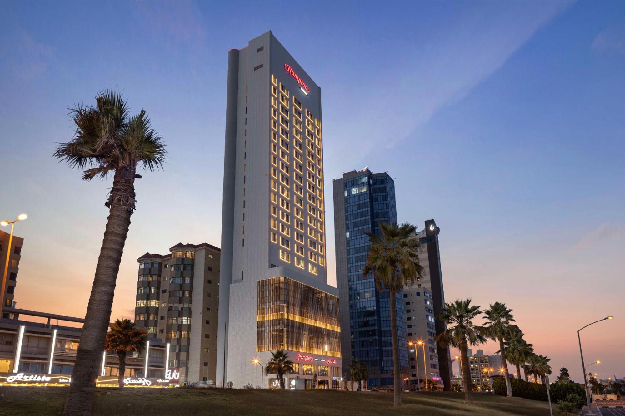 Готель Hampton By Hilton Kuwait Salmiya Kuwait City Екстер'єр фото